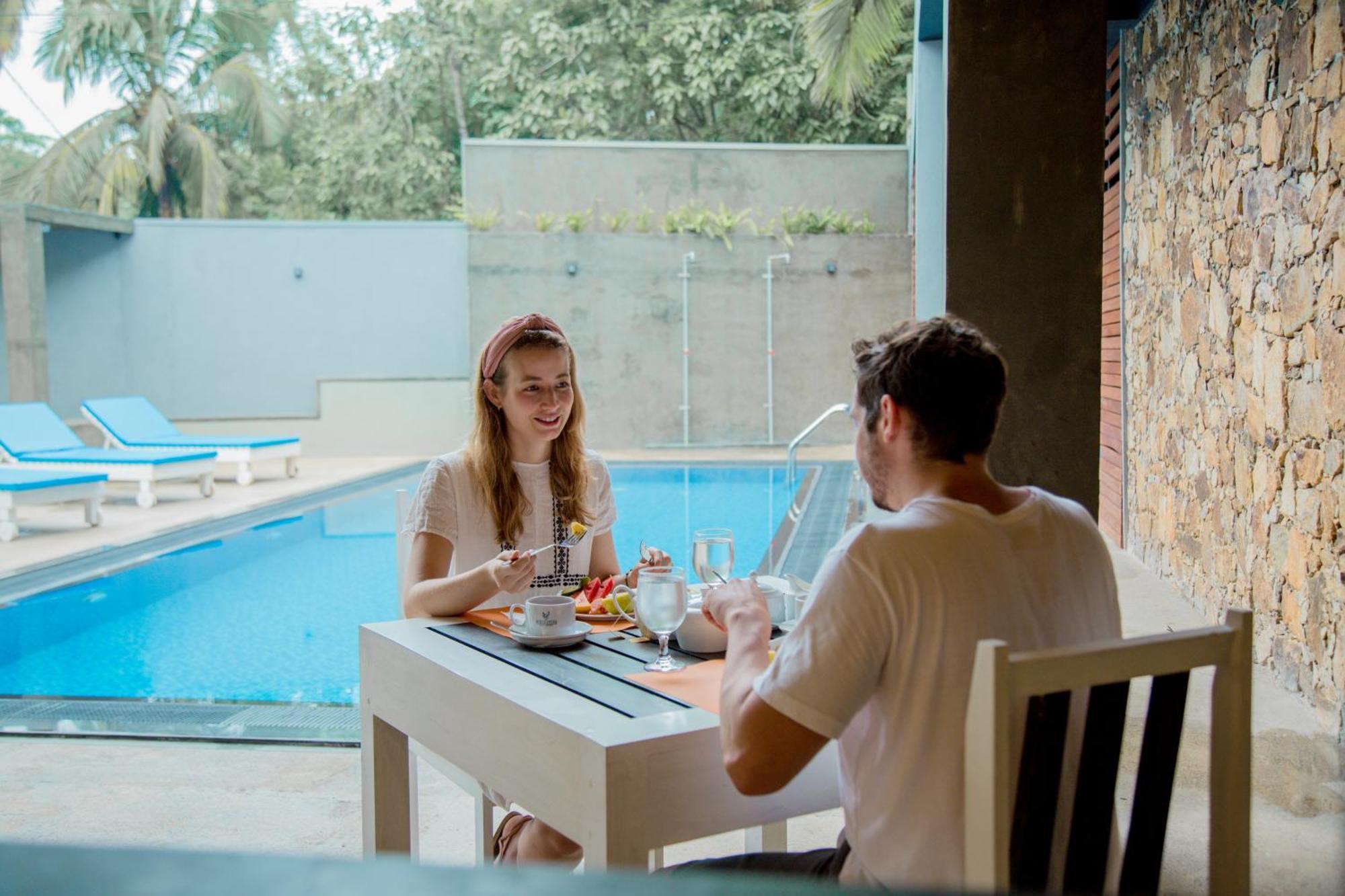Hiriketiya Beach Hostels Dikwella Ngoại thất bức ảnh